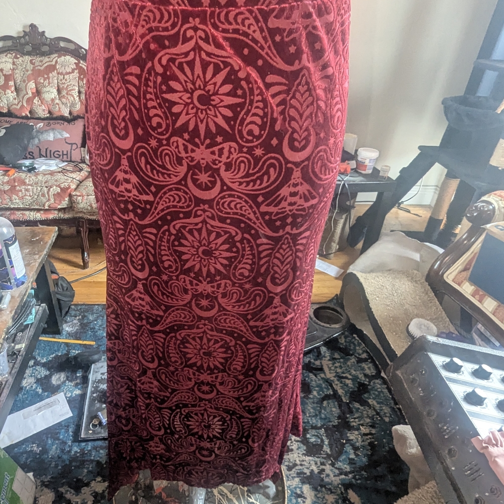 Killstar Red Velvet Burnout Asymmetrical Lace-Up Maxi Skirt - Picture 2 of 4